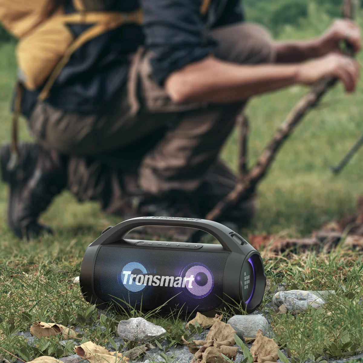 Altavoz Bluetooth Portátil con Graves Potentes y 24 h